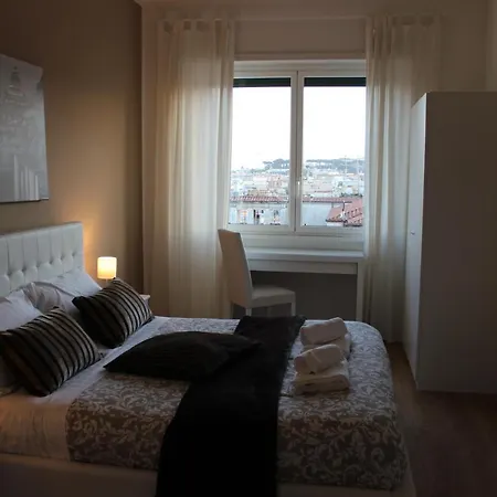 Apartment Panoramic View Of St. Peter *