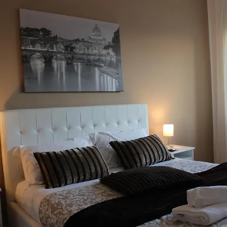 Panoramic View Of St. Peter Apartmán